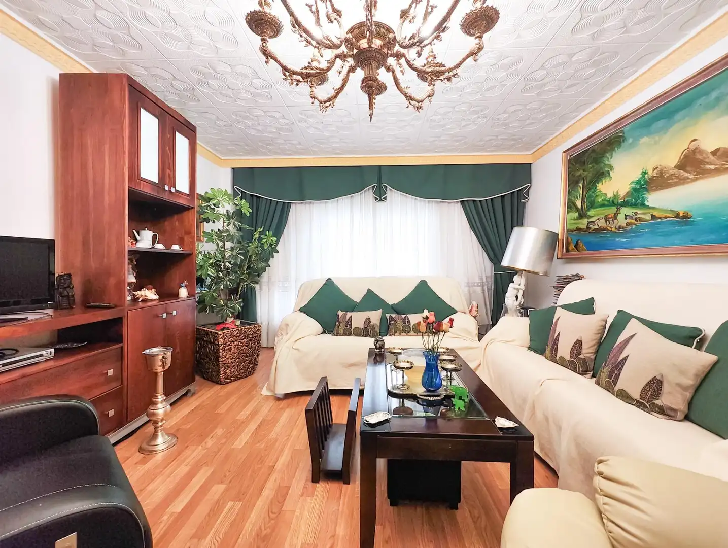 Sala d'estar de Pis en venda en Puertollano amb Aire condicionat, Calefacció i Parquet