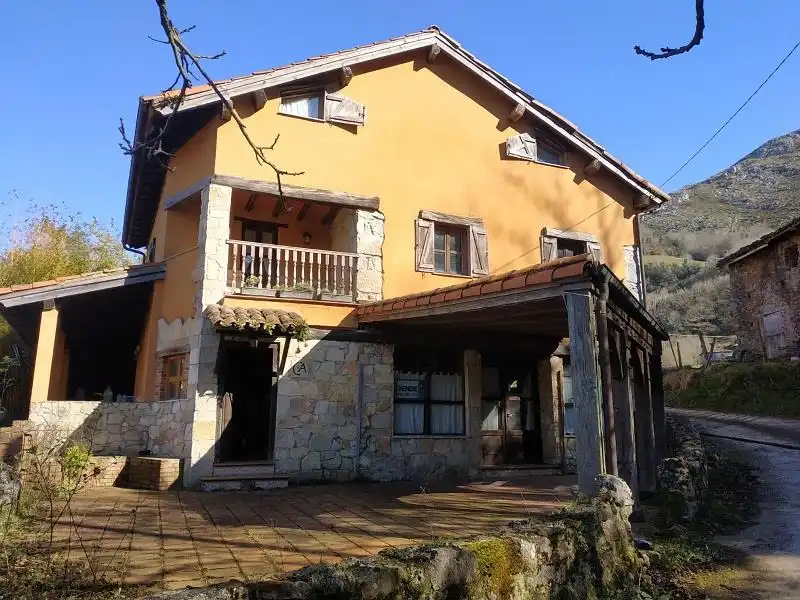 Detached house for sale in Parres, imagen 2