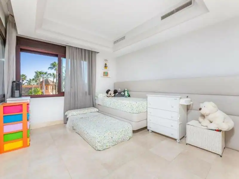 Apartament amb terrassa en venda a Nueva Andalucía, imagen 11