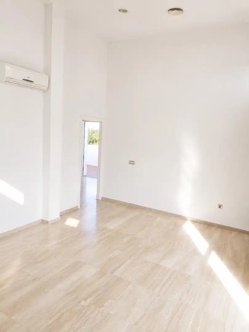Local comercial en venda a Las Lagunas - Campano, imagen 11