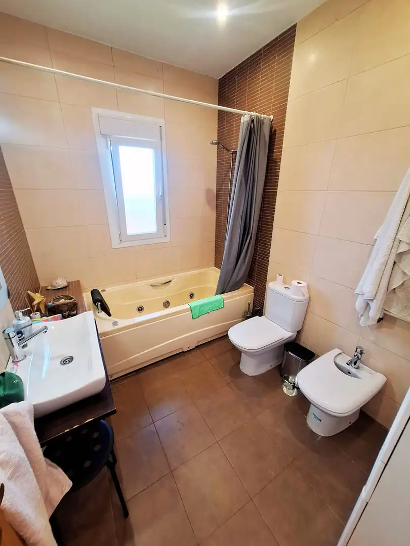 Baño de Casa o chalet en venta en El Tiemblo  con Aire acondicionado, Calefacción y Terraza