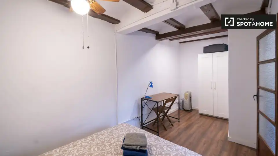 Room in Valencia, Valencia