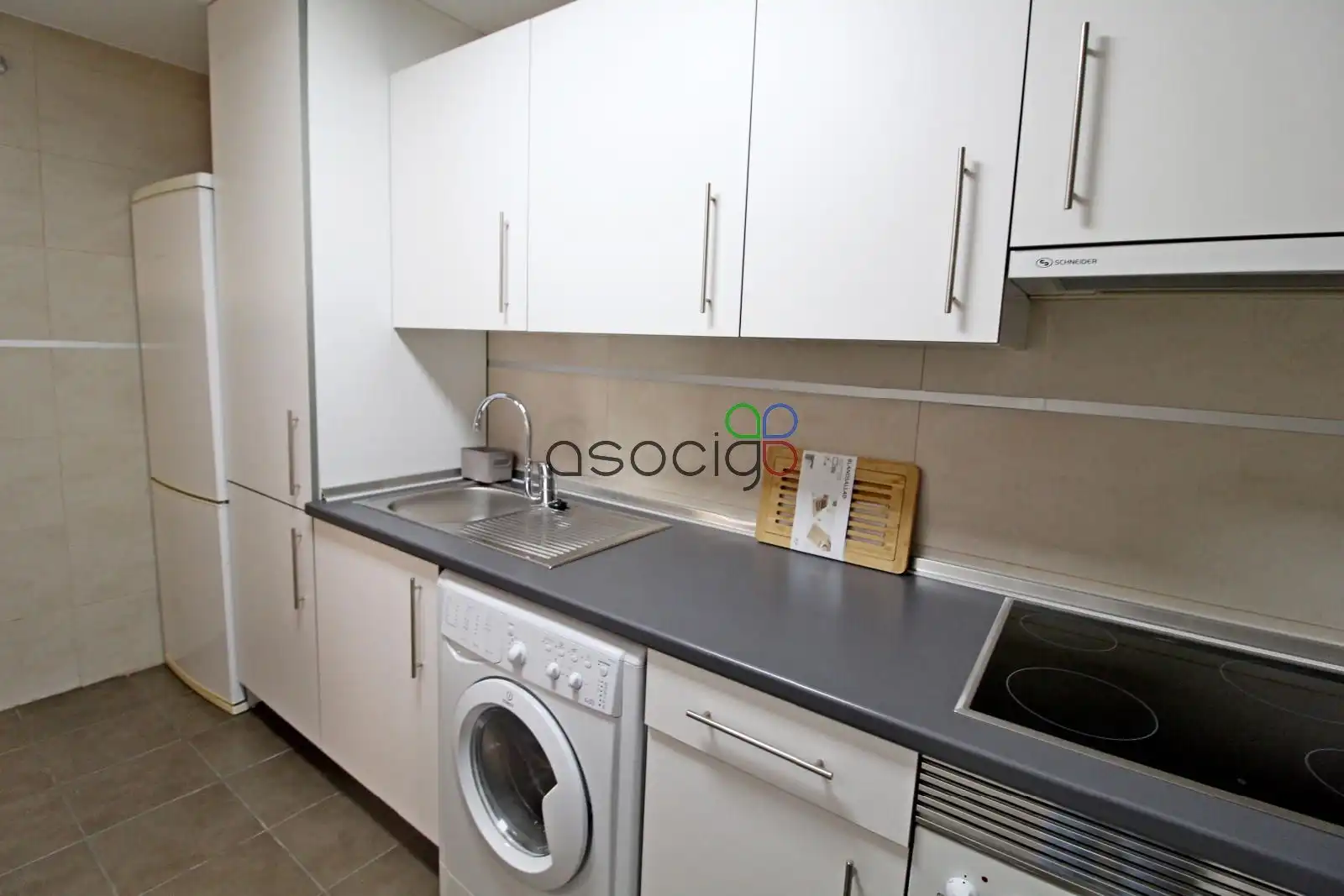 Cocina de Piso de alquiler en Guadalajara con Aire acondicionado, Calefacción y Trastero