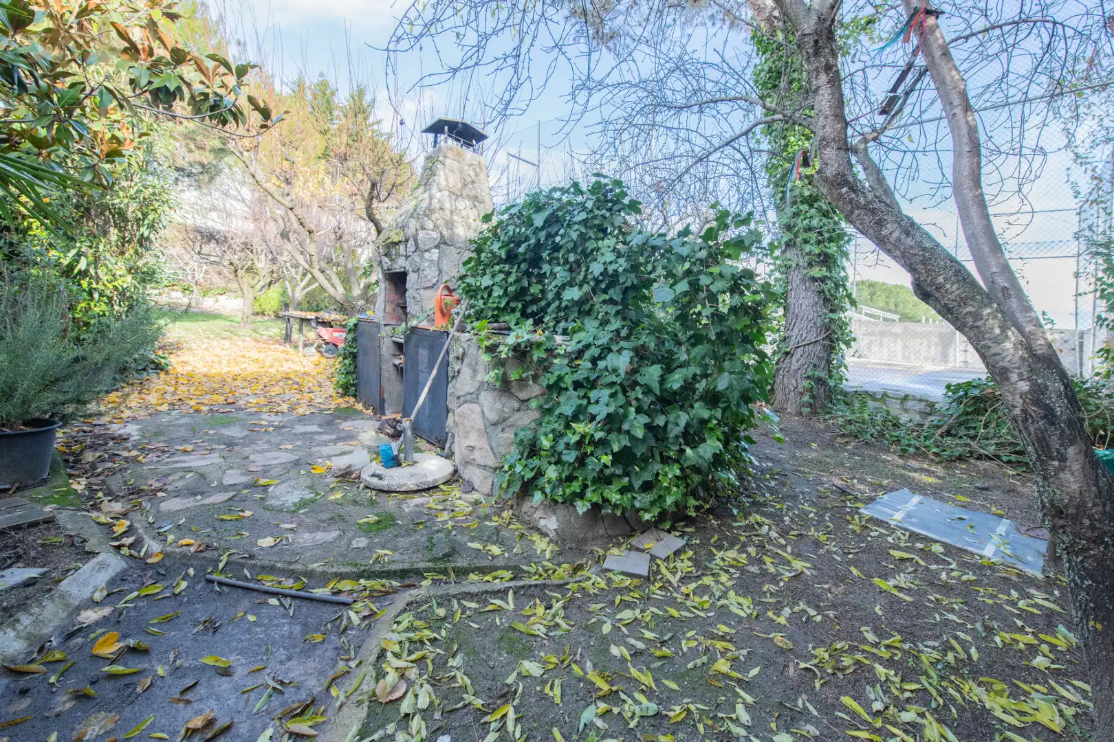 Jardí de Casa o xalet en venda en Manzanares El Real amb Aire condicionat, Calefacció i Jardí privat