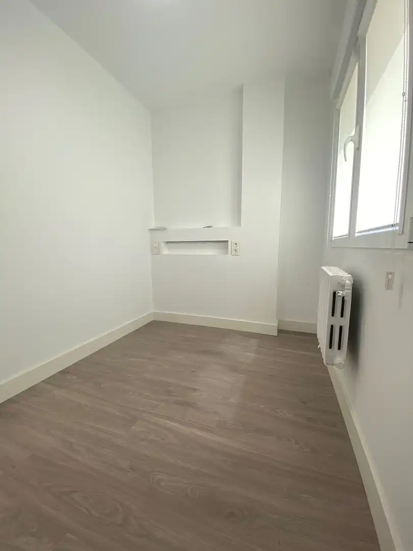 Study for rent in Zaragoza  with Furnished