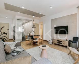 Sala d'estar de Apartament de lloguer en  Barcelona Capital amb Aire condicionat, Calefacció i Moblat