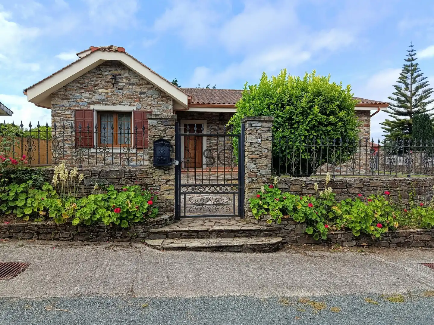 Chalet con jardín en venta en Lugar Monetes