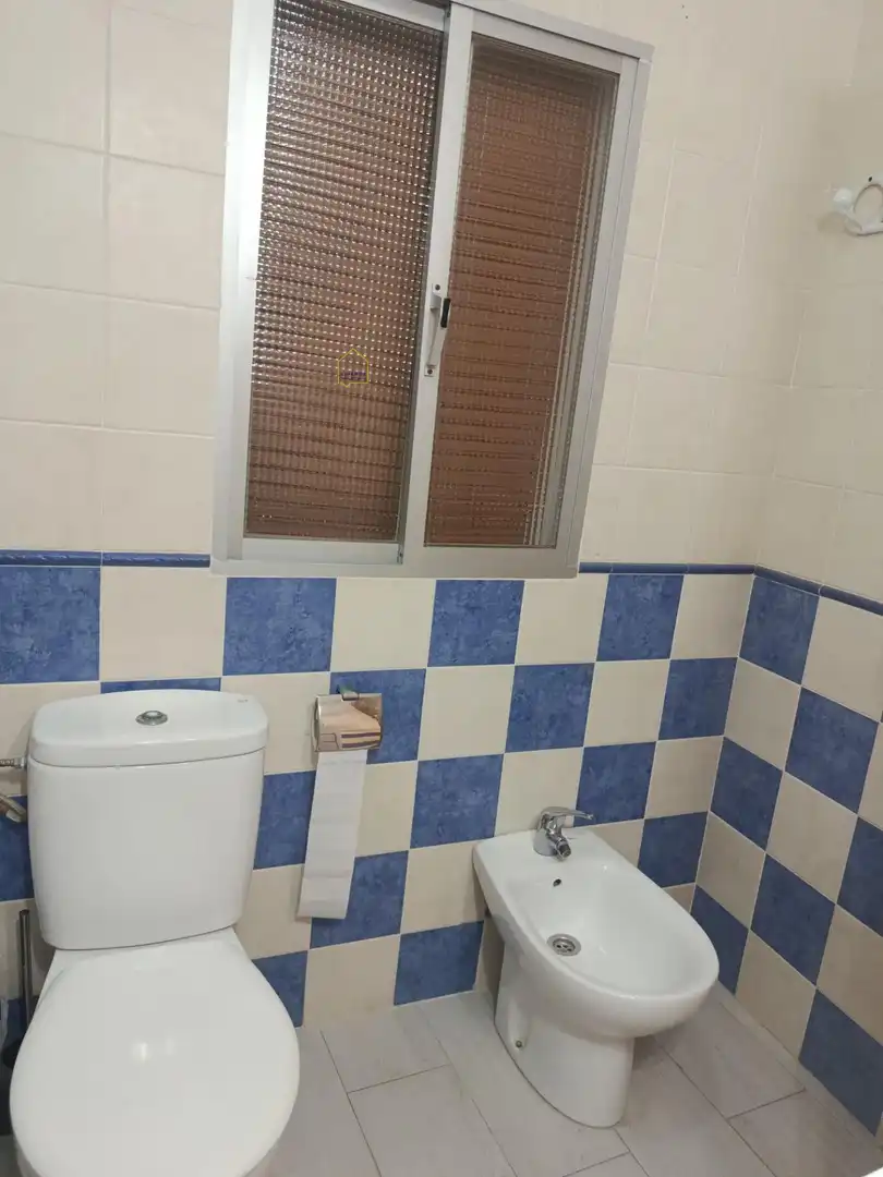 Baño de Casa adosada en venta en Lorca con Aire acondicionado, Terraza y Trastero