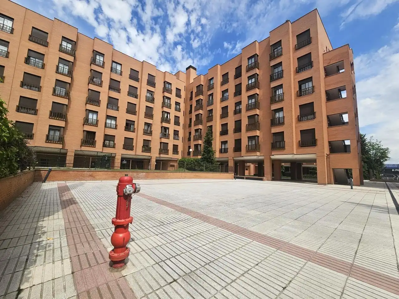 Vista exterior de Apartamento en venta en Madrid con Aire acondicionado, Calefacción y Amueblado