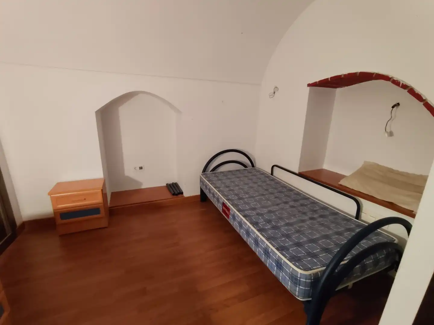 Country house zum Verkauf in Benalúa mit Terrasse und Möbliert