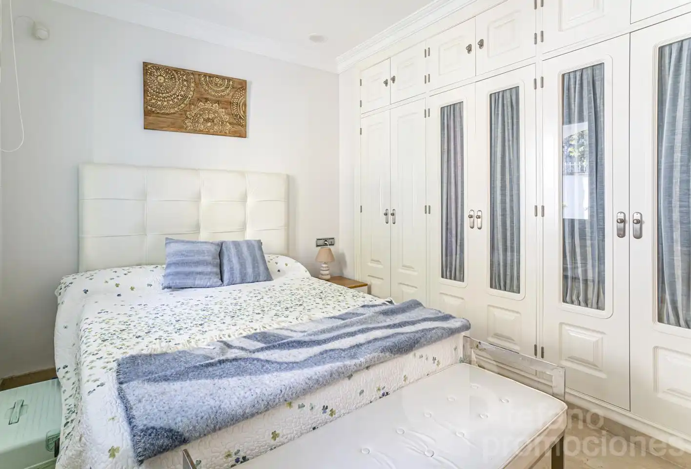 Dormitori de Casa o xalet en venda en Málaga amb Aire condicionat, Jardí privat i Parquet