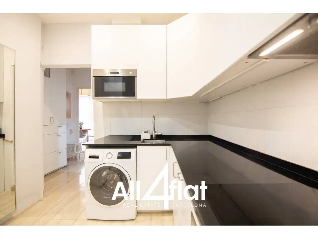 Kitchen of Flat for sale in Barcelona  with Air Conditioner, Furnished and Balcony