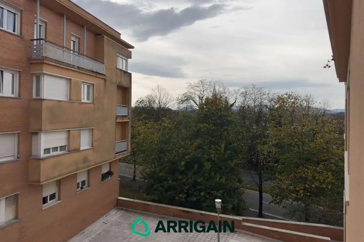 Habitación de Piso en venta en Donostia - San Sebastián  con Calefacción, Trastero y Balcón