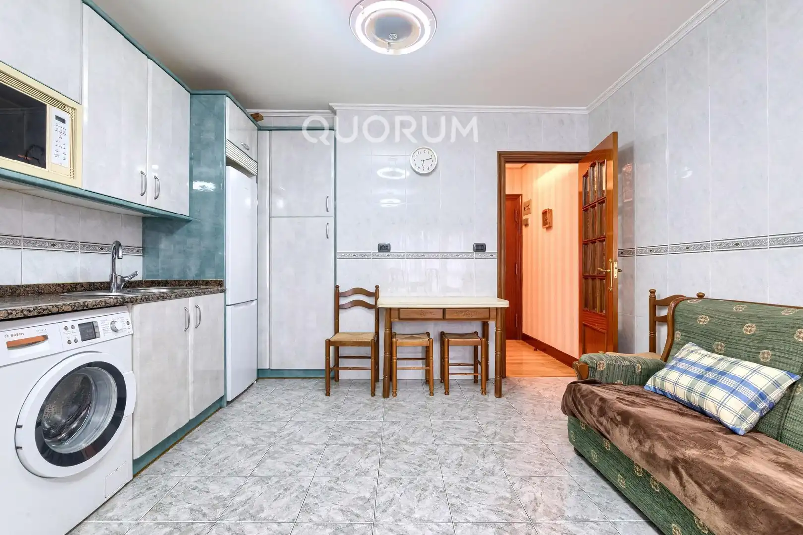 Küche von Wohnung zum Verkauf in Pozokoetxe