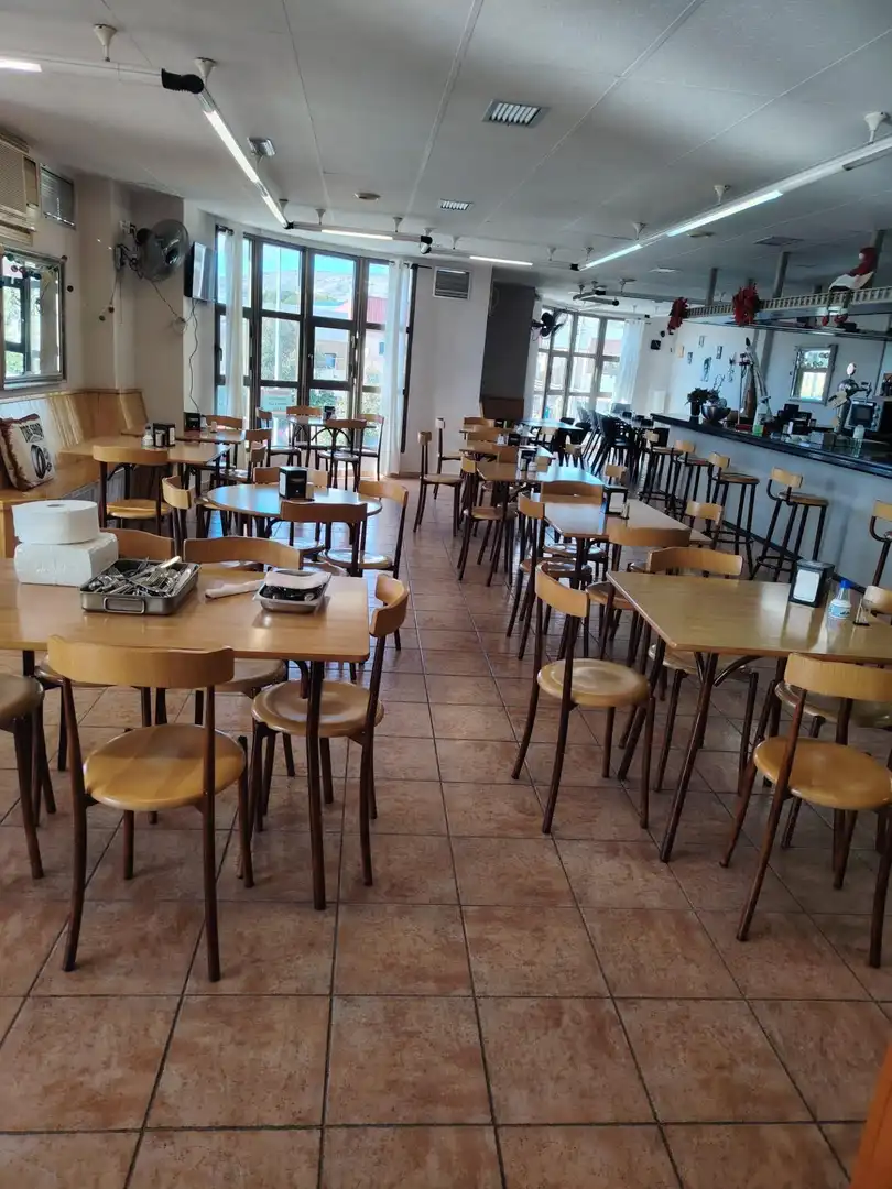 Edificio en venta en Elda