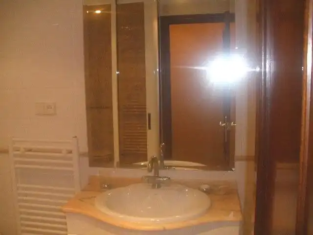 Baño de Piso de alquiler en Valencia con Aire acondicionado, Calefacción y Trastero