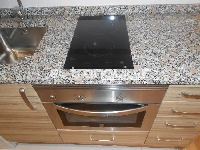 Cocina de Estudio de alquiler en Madrid con Aire acondicionado, Amueblado y Lavadora