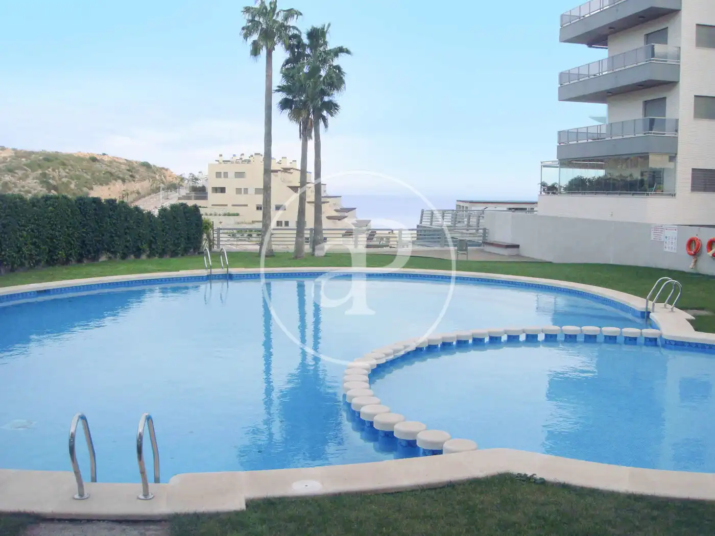 Piscina de Pis en venda en Elche / Elx amb Aire condicionat, Calefacció i Jardí privat