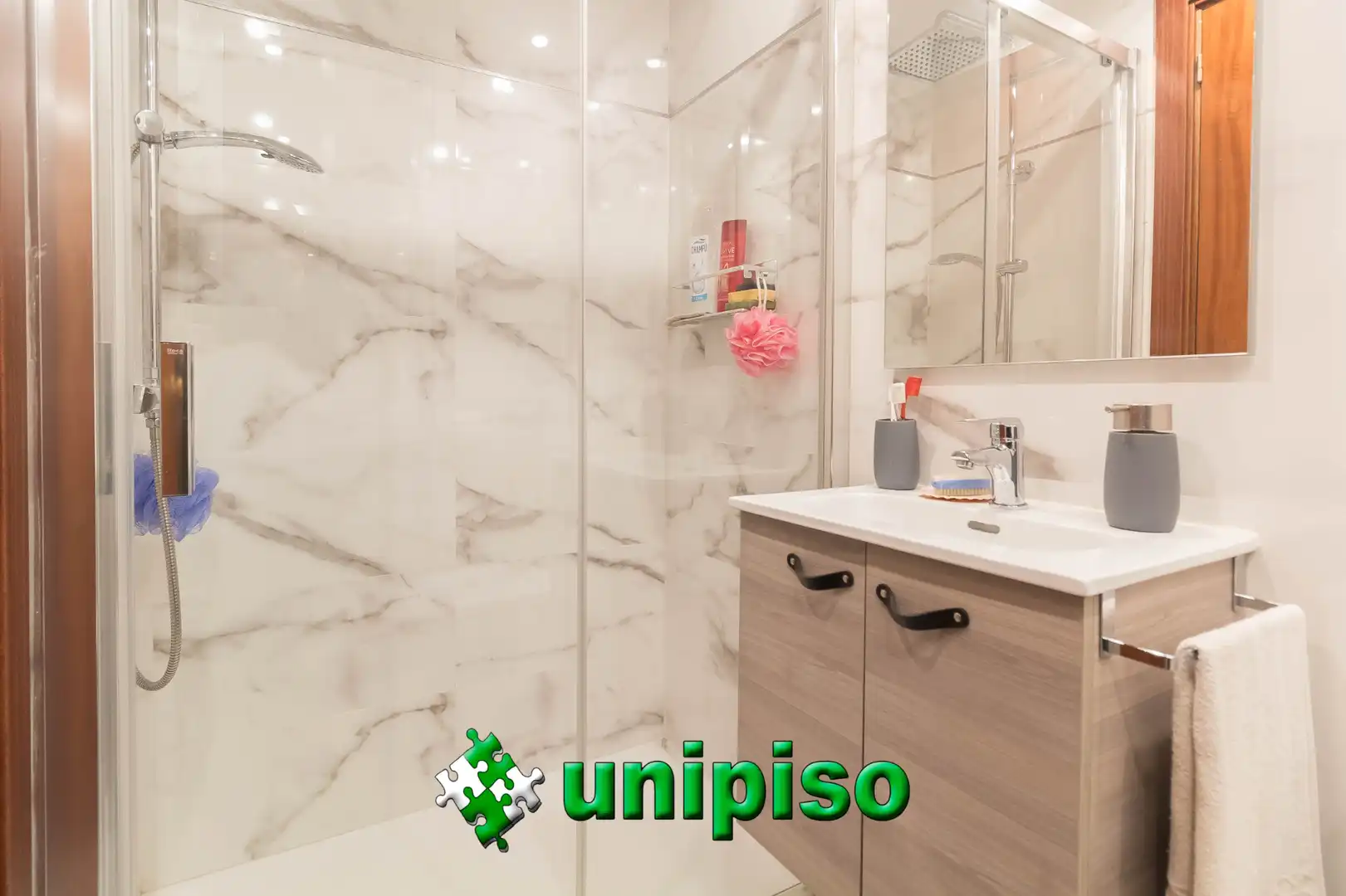 Baño de Piso en venta en Madrid con Aire acondicionado, Calefacción y Terraza