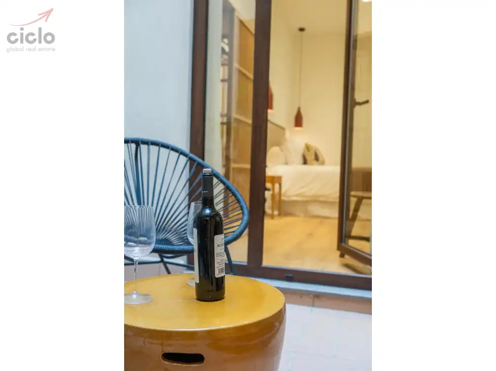 Habitación de Piso de alquiler en Sevilla con Terraza, Piscina y Amueblado