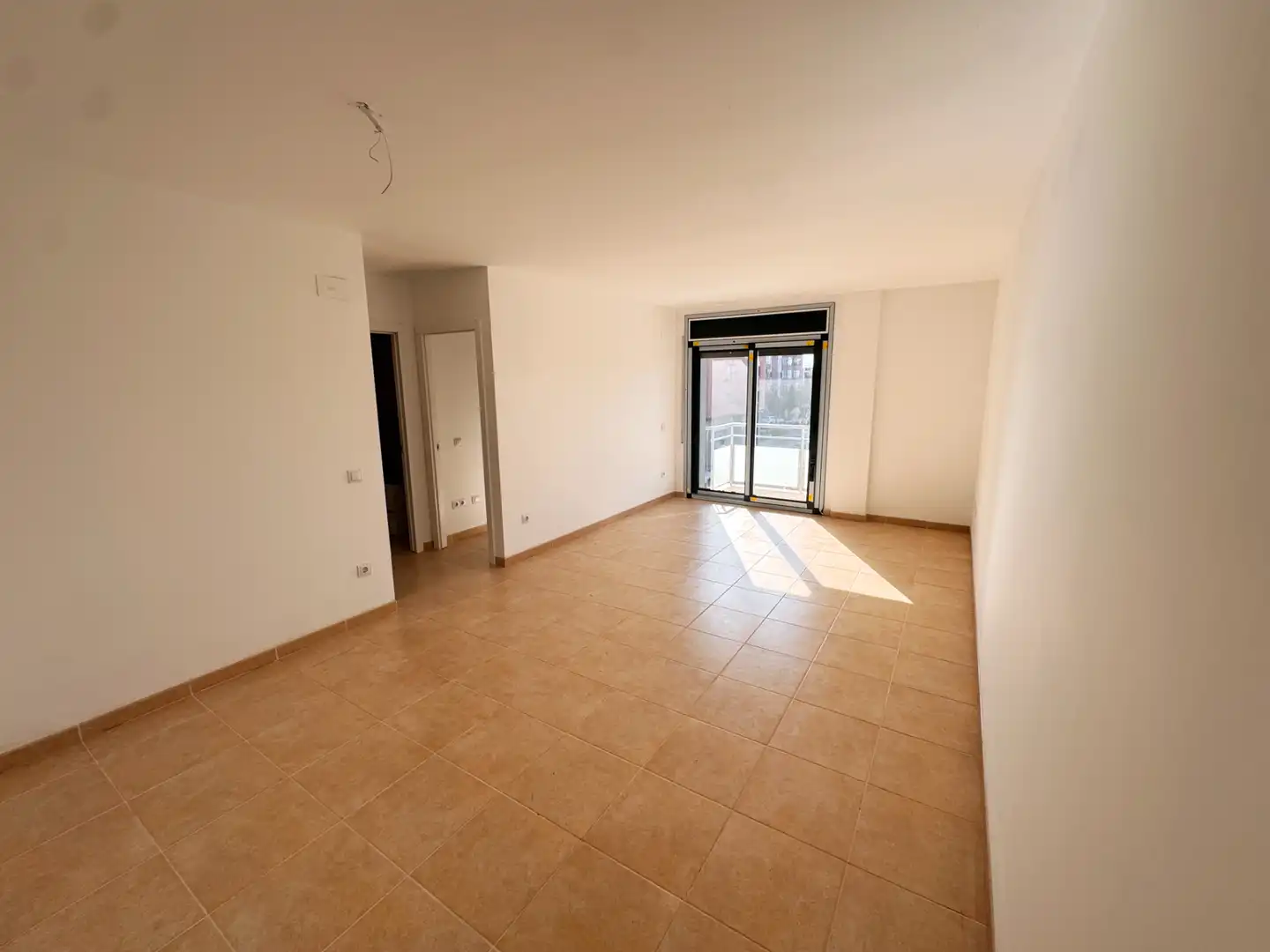 Wohnzimmer von Wohnung zum Verkauf in Figueres mit Heizung, Privatgarten und Terrasse