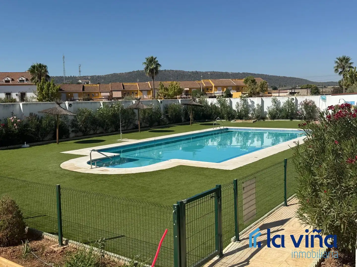 Piscina de Pis en venda en Mollina amb Aire condicionat, Calefacció i Terrassa