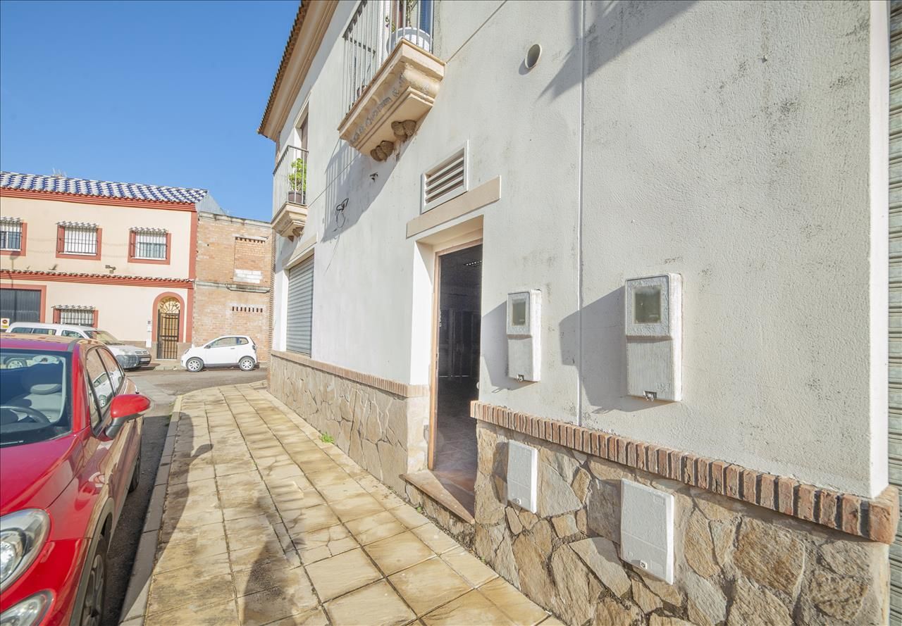 Exterior view of Premises for sale in Burguillos