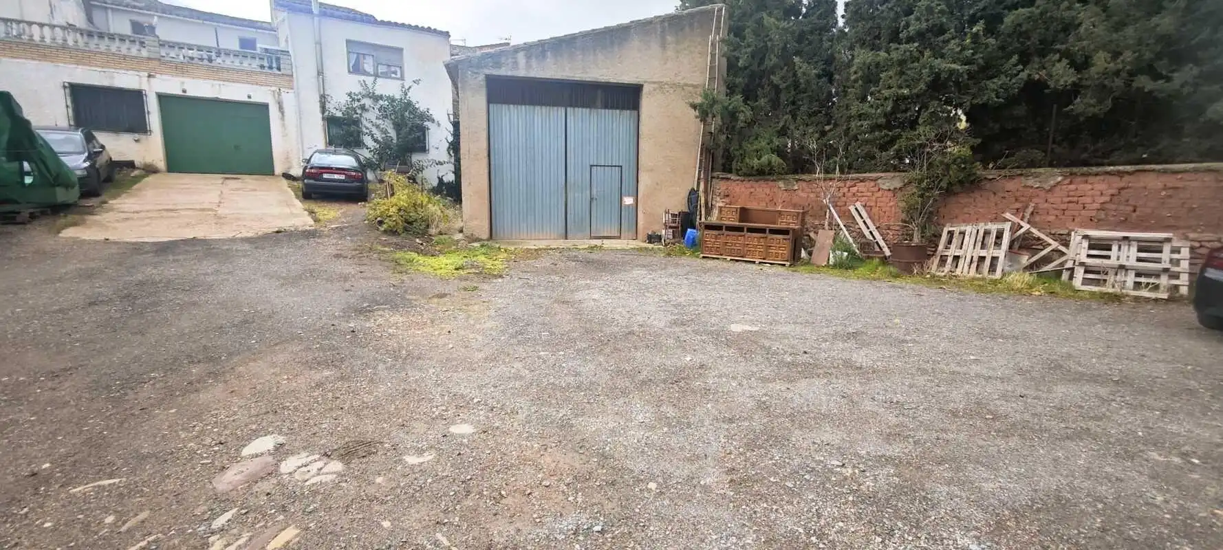 Aparcament de Nau industrial en venda en El Frasno