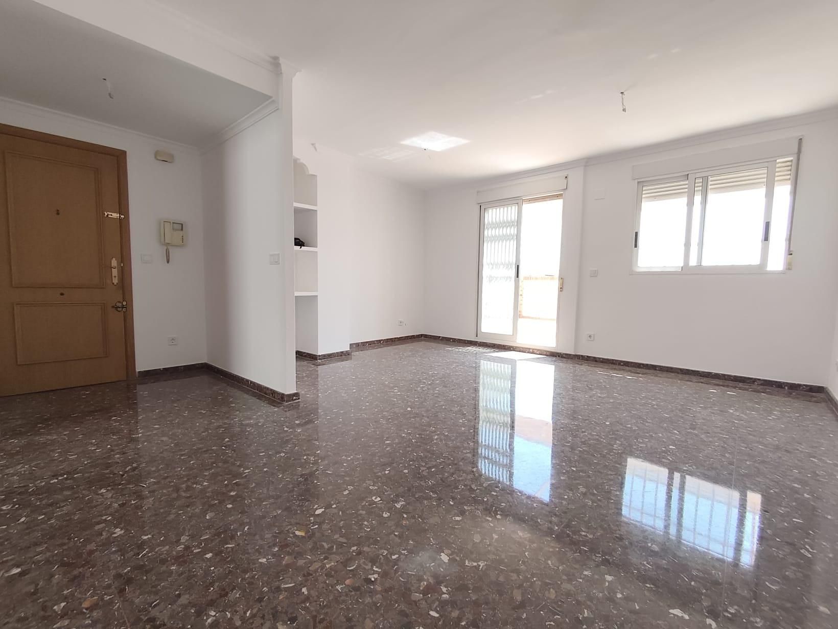 Attic for sale in Paterna  with Terrace and Balcony