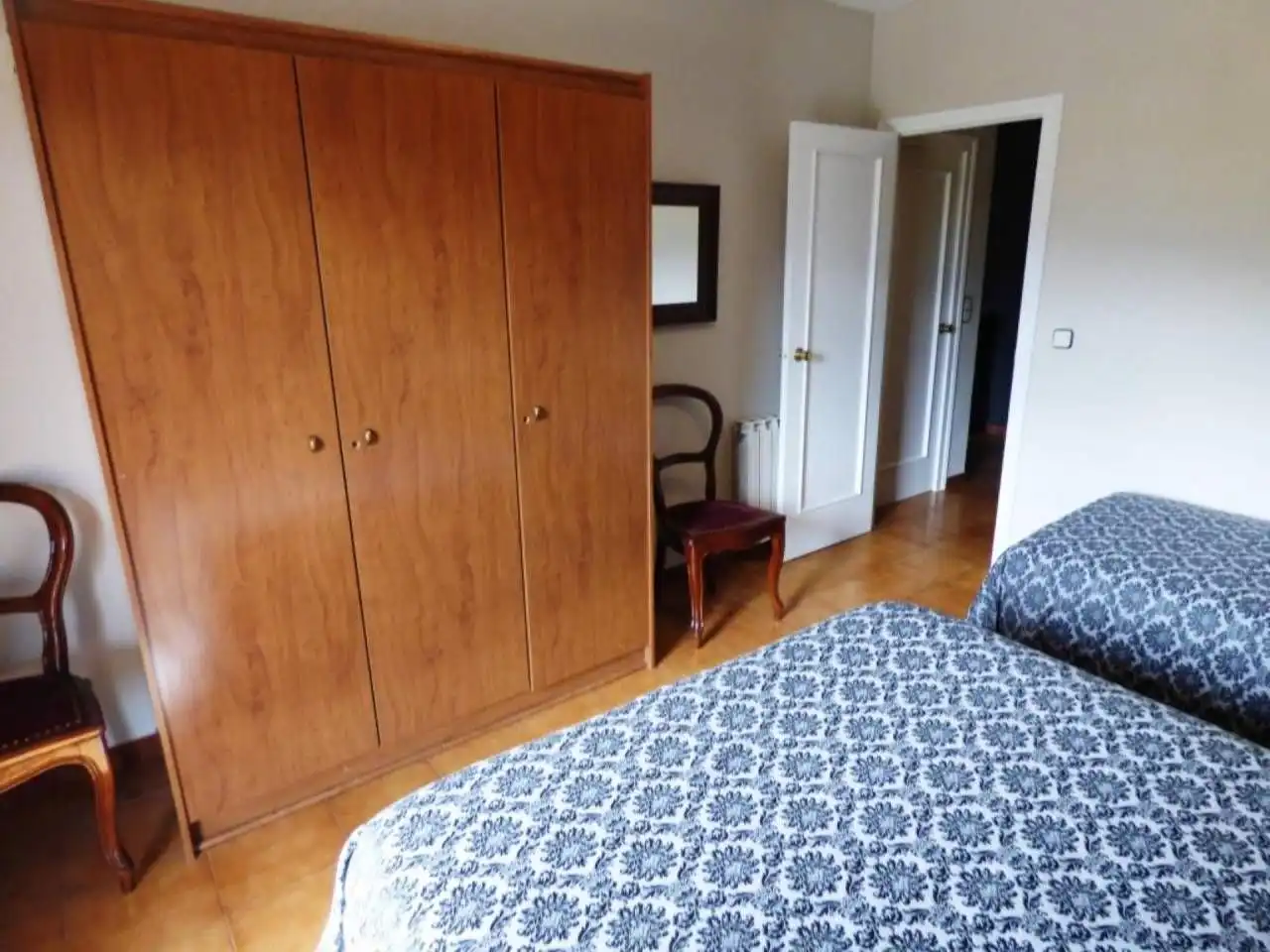Schlafzimmer von Wohnung zur Miete in Bellver de Cerdanya mit Möbliert und Balkon