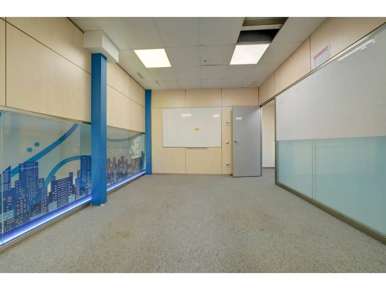 Office for rent in Valencia  with Heating