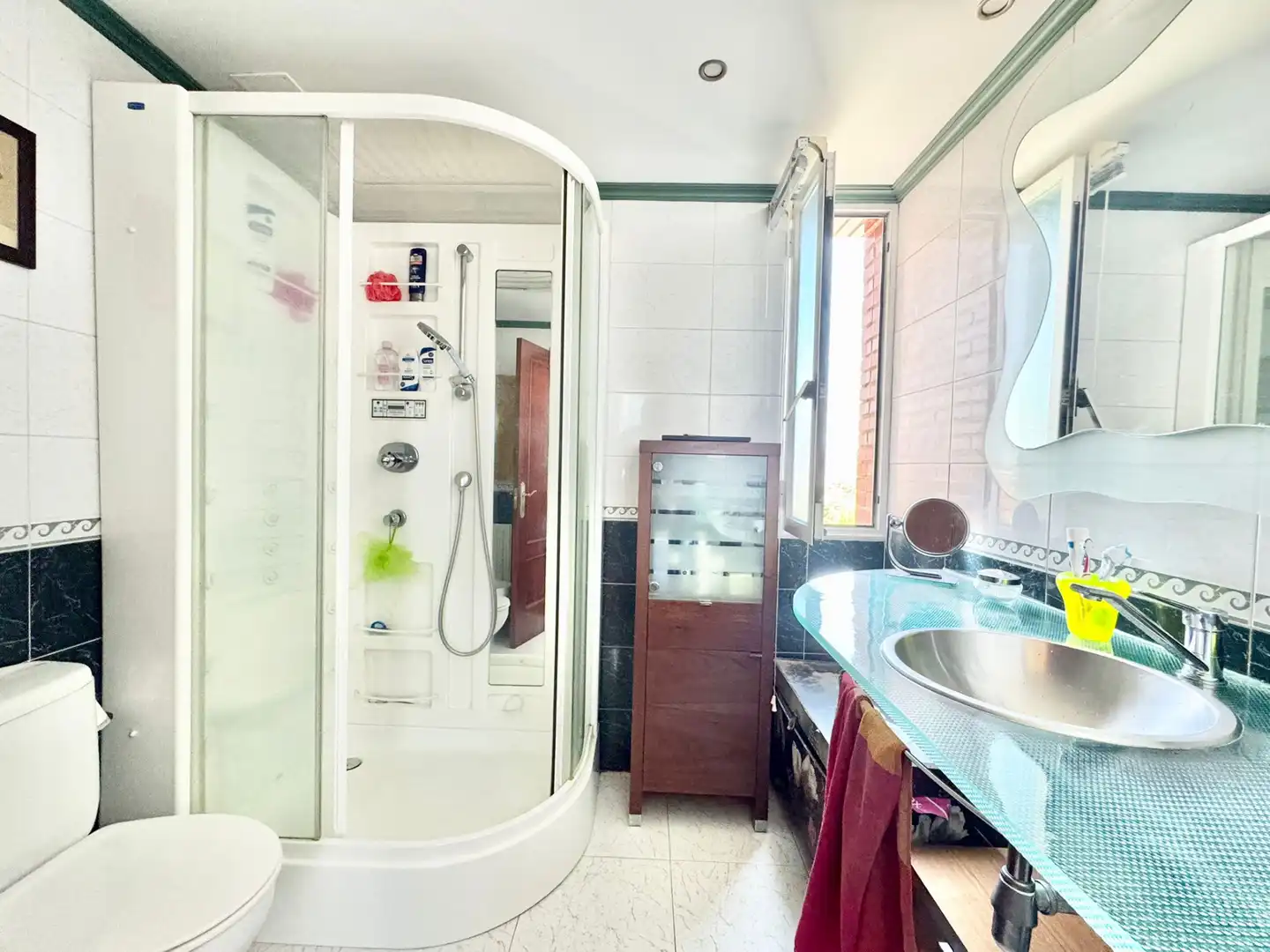 Baño de Piso en venta en Vitoria - Gasteiz con Terraza y Trastero
