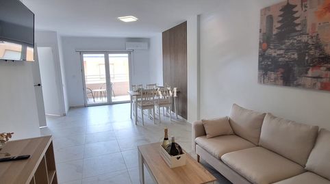 EN VENTAOfrecemos este apartamento, situado a pocos pasos de la playa de Acequion en Torrevieja. La propiedad ha sido completament, imatge 3