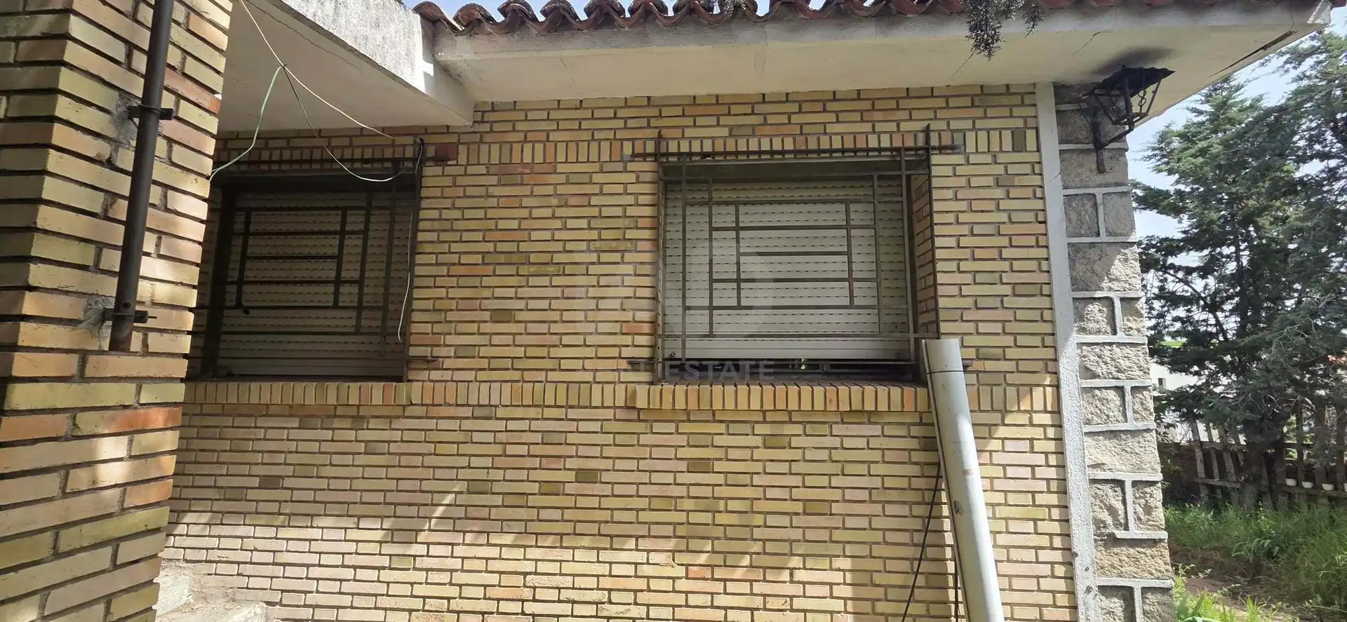 Vista exterior de Casa o xalet en venda en Sevilla la Nueva amb Calefacció i Piscina