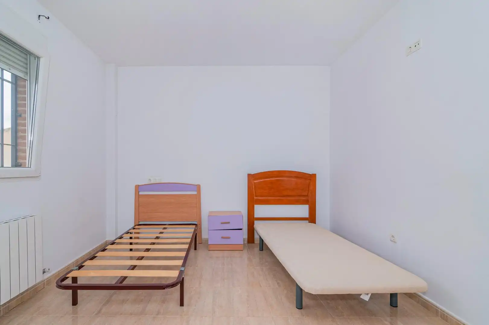 Habitación de Casa o chalet en venta en Atarfe con Aire acondicionado, Calefacción y Jardín privado