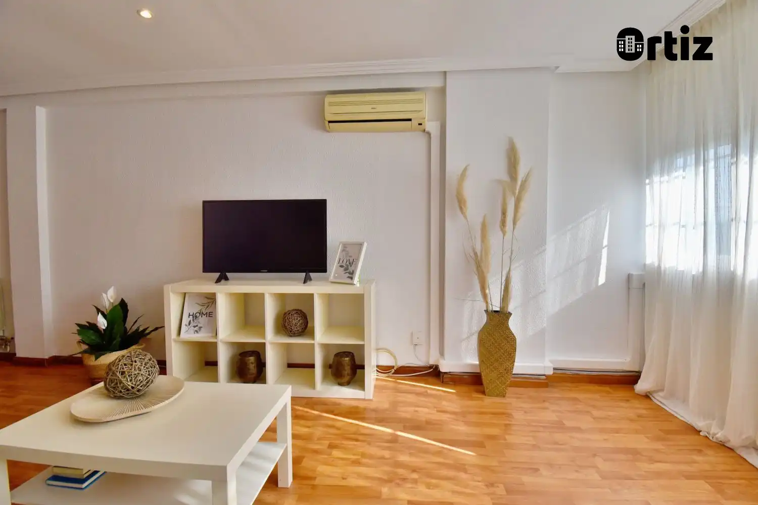 Sala d'estar de Pis en venda en Torrejón de Ardoz amb Aire condicionat, Calefacció i Terrassa
