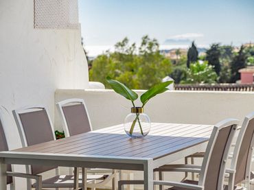Àtic amb piscina en venda a Nueva Andalucía