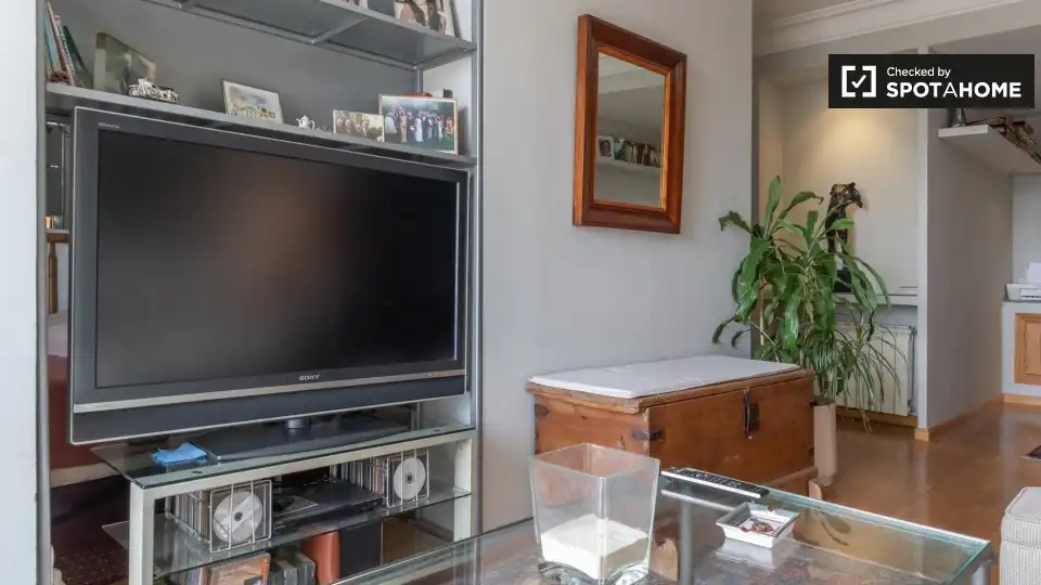 Room in Hispanoamérica - Bernabéu