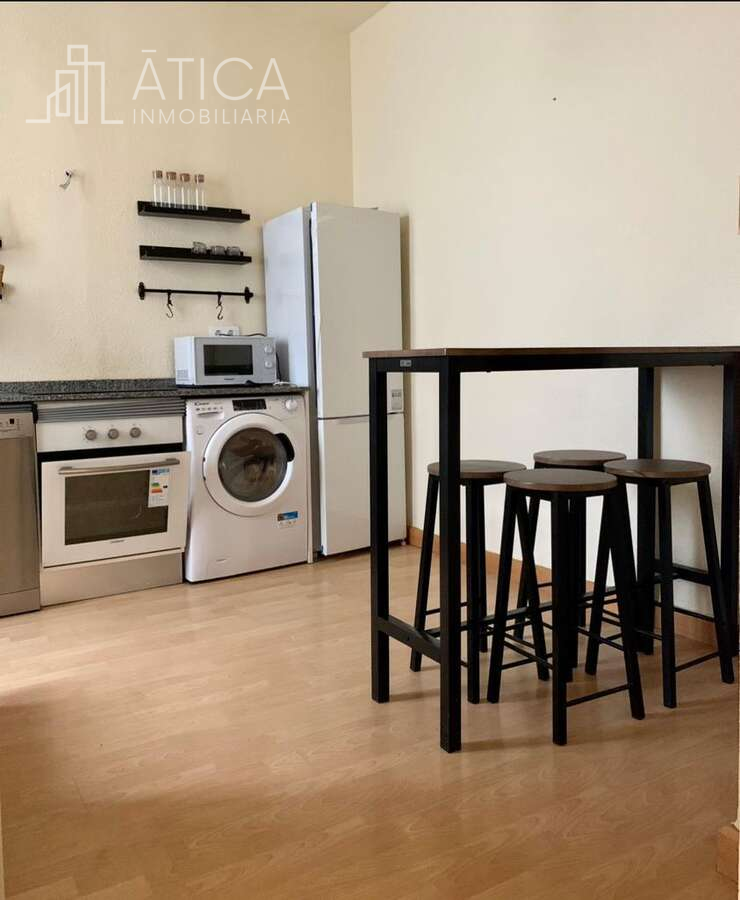 Cocina de Piso de alquiler en Castillejo de Martín Viejo con Calefacción y Amueblado