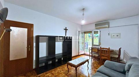 Foto 4 de Piso en venta en San Basilio, Pradolongo,  Madrid Capital