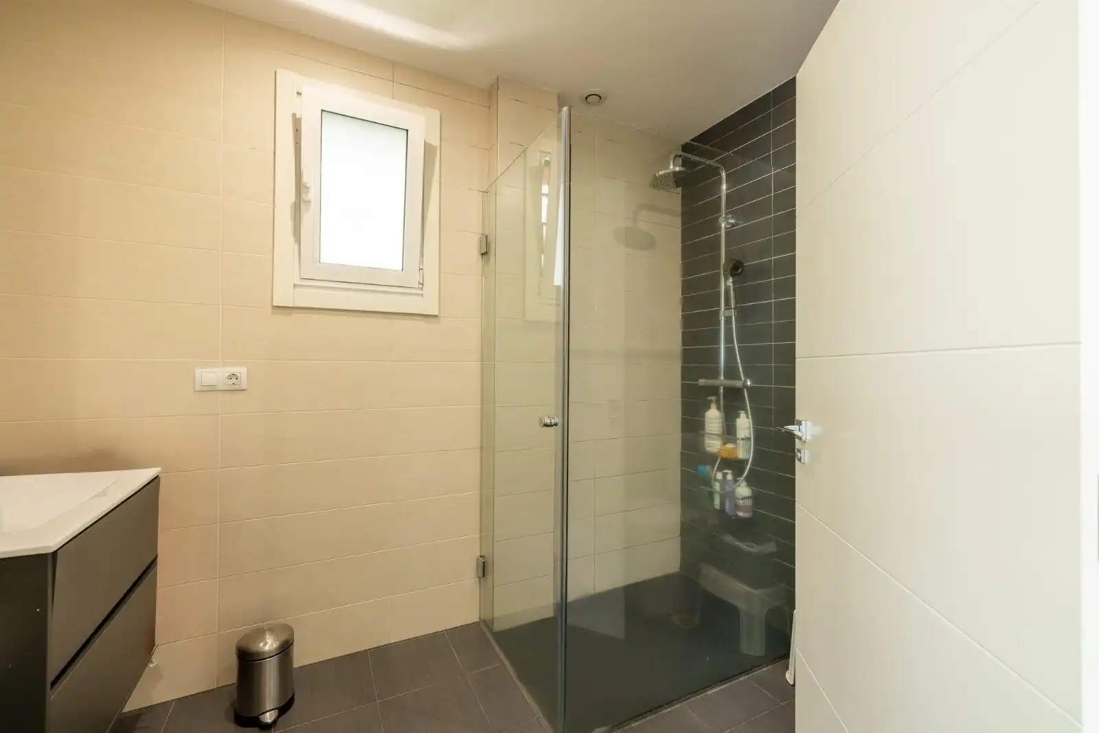 Bathroom of Houses for sale in Vigo   with Heating, Private garden and Terrace