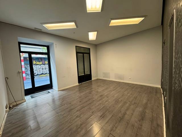 Local comercial en Alquiler en Calle de Pizarro en Universidad - Malasaña