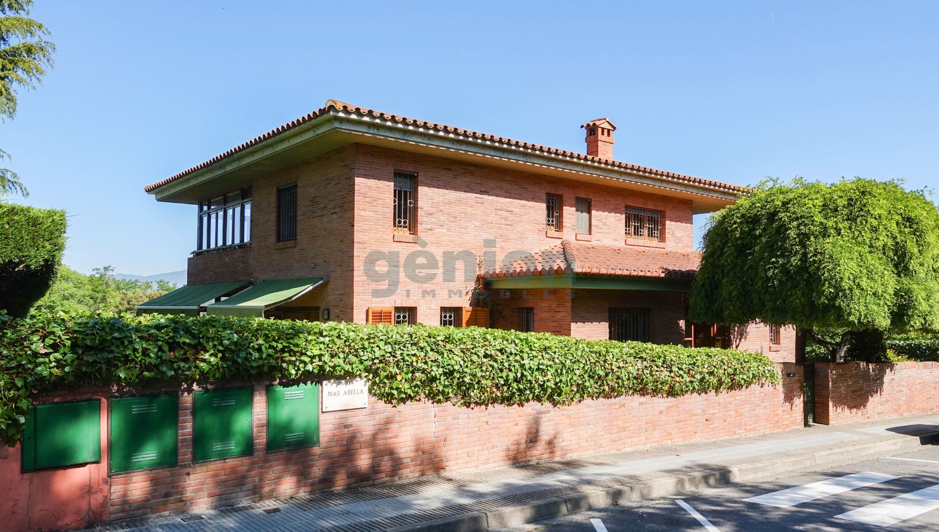 Exterior view of House or chalet for sale in Girona Capital  with Heating, Private garden and Terrace