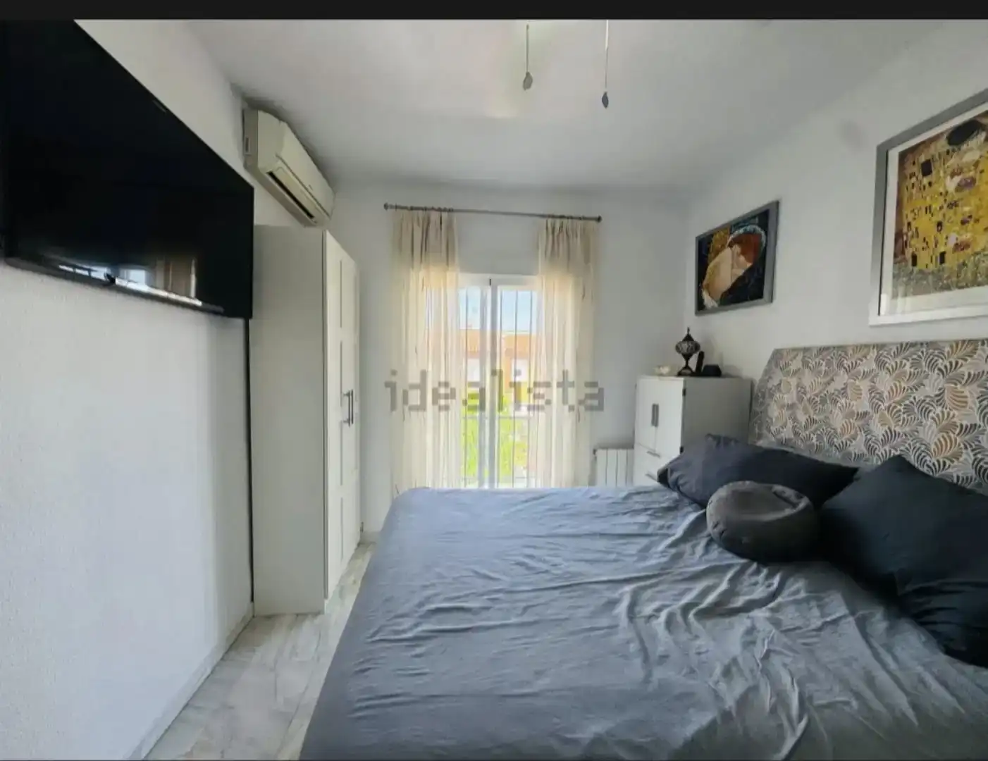 Dormitori de Casa adosada en venda en Ogíjares amb Aire condicionat