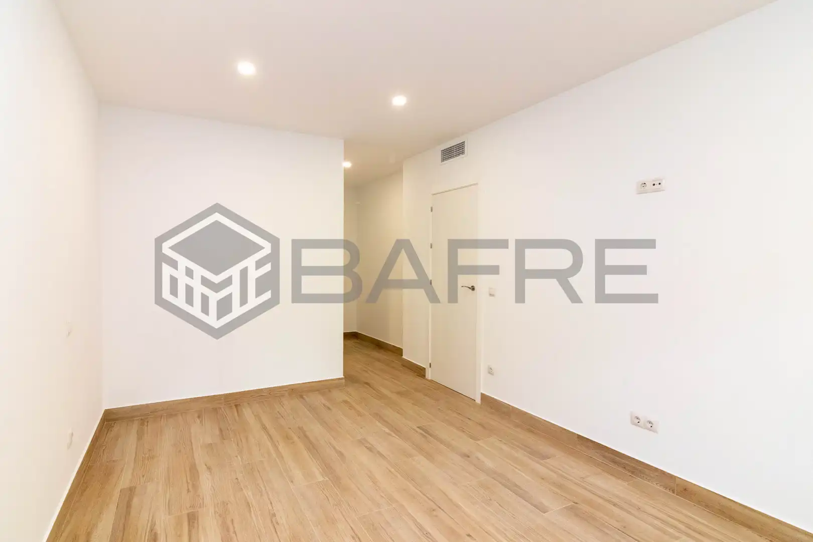 Piso en venta en Madrid con Calefacción