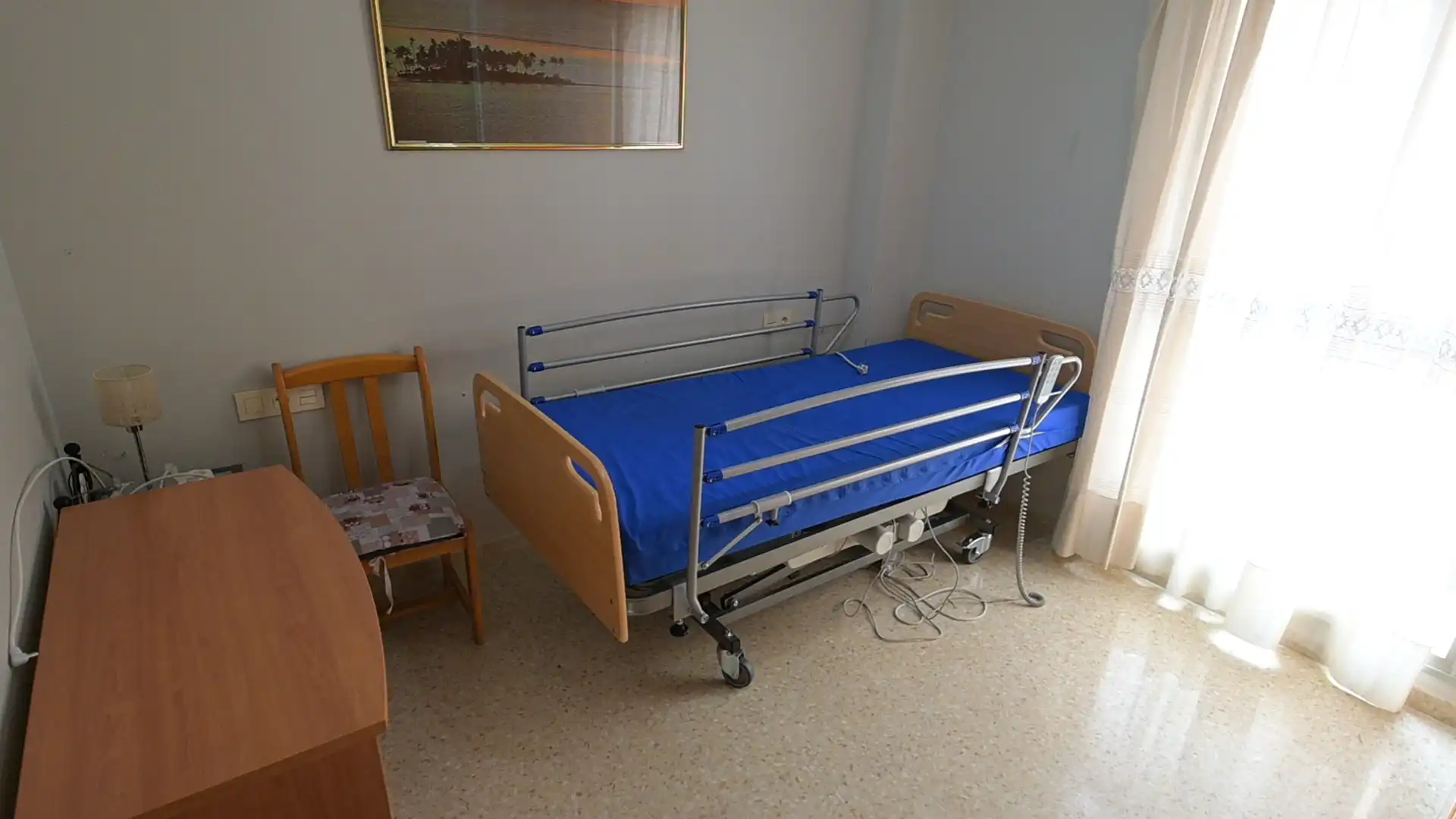 Dormitori de Pis en venda en Granada amb Aire condicionat, Moblat i Balcó