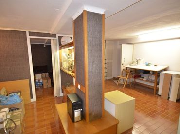 Locale commerciale in vendita a Nou Eixample Sud
