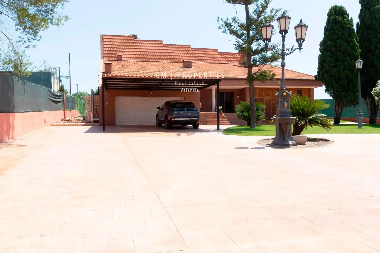 Vista exterior de Casa o chalet en venta en Paterna con Aire acondicionado, Calefacción y Piscina