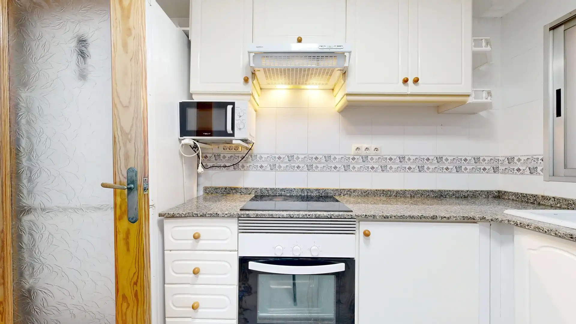 Kitchen of Flat for sale in Almussafes  with Terrace and Balcony