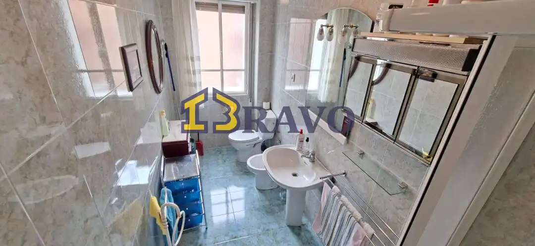 Baño de Piso en venta en Medina de Pomar con Calefacción y Amueblado